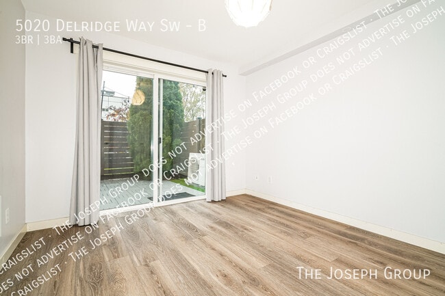 Photo - 5020 Delridge Wy SW