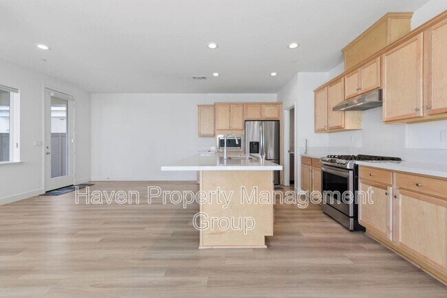 3003 Neil Jerome Dr