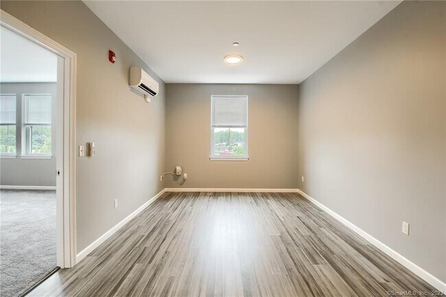 Photo - 9 Steele Blvd Unit 201