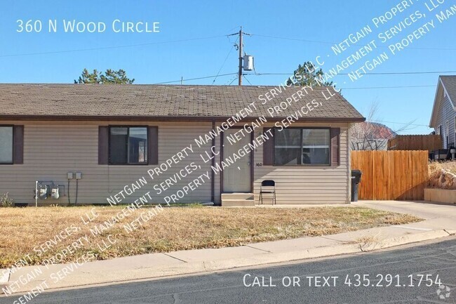 Building Photo - Pet Friendly 2 Bedroom Twinhome