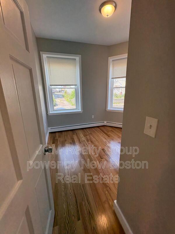 Photo - 20 High St Unidad U-7 / U-8