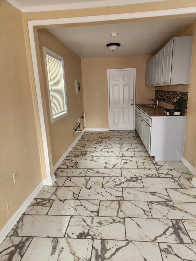 Photo - 5338 McClelland Dr