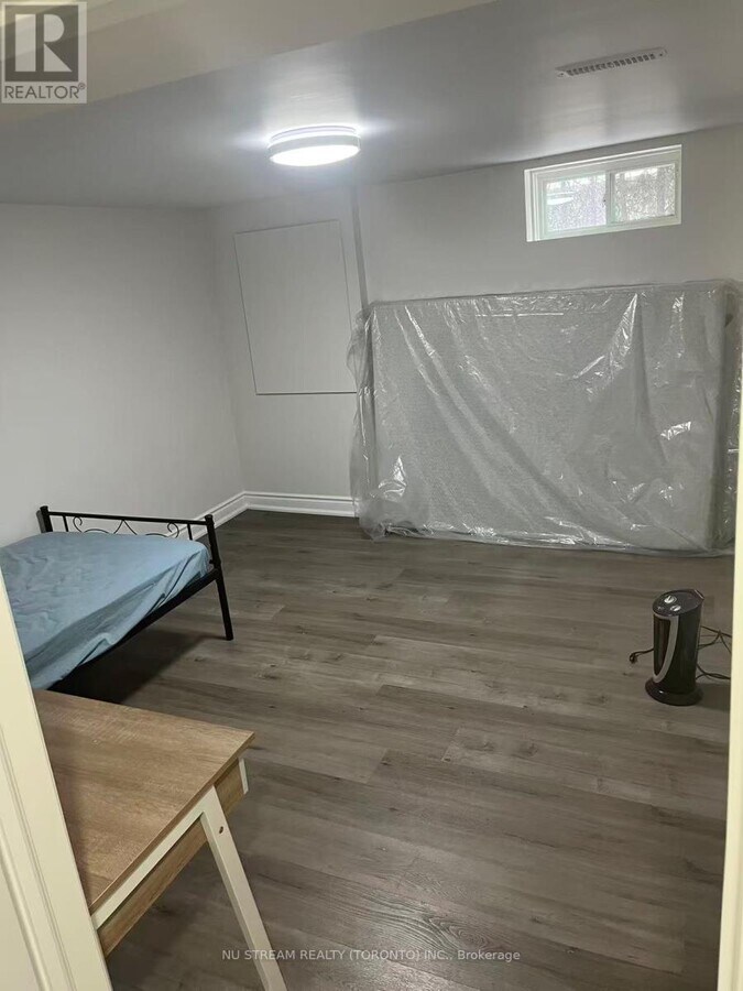 Photo - 612 Village Pkwy