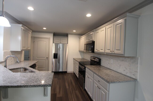 Photo - Beautiful 3 Bedroom 2 Bathroom Townhouse in South Tyler! Unidad 6311