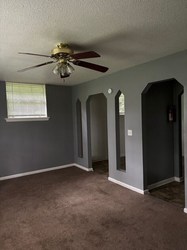 Photo - 117 Santeelah St Unit B