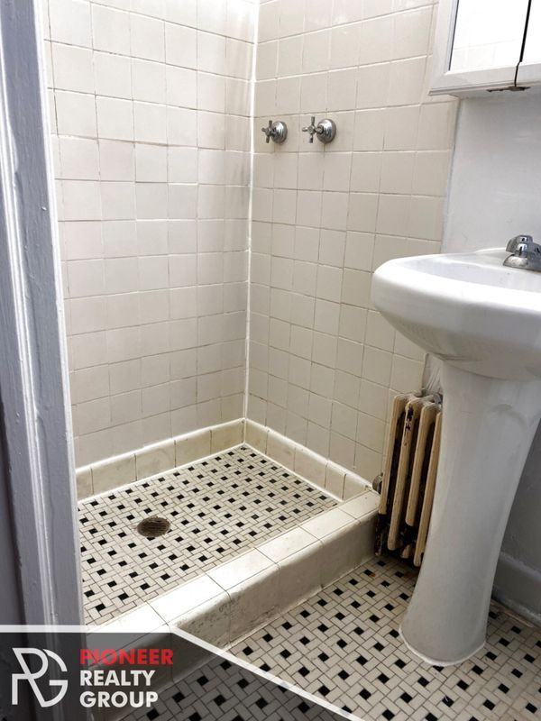 3831 N Fremont St Unit 516