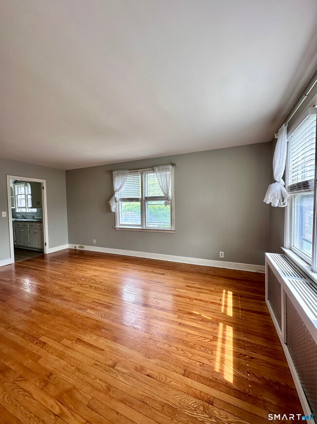 Photo - 124 Harborview Ave