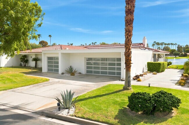 Photo - 78025 Lago Dr