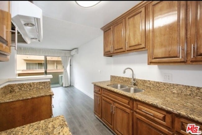 Photo - 855 Victor Ave Unit 210