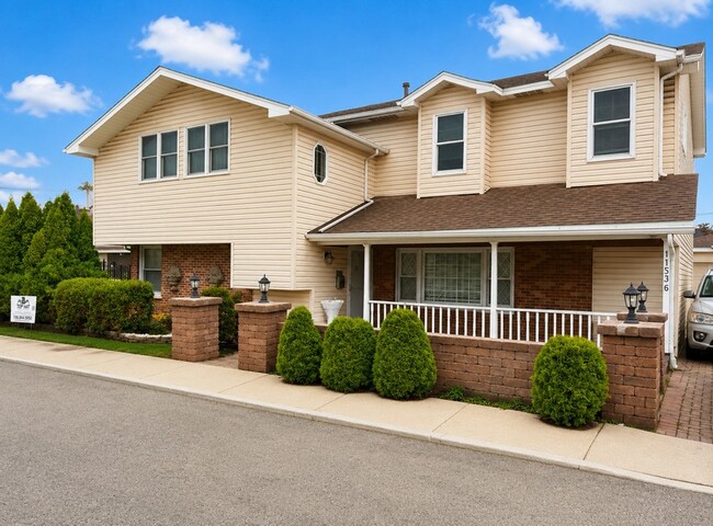 Photo - 11536 S Ridgeland Ave