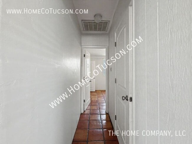 Photo - 542 E Speedway Blvd
