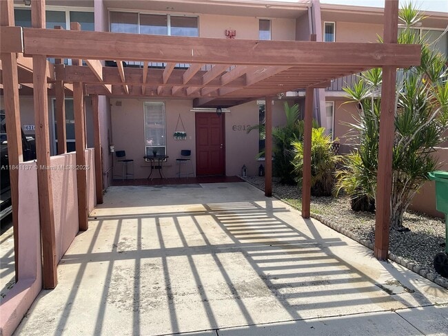 Building Photo - 6312 SW 139th Ct Rental
