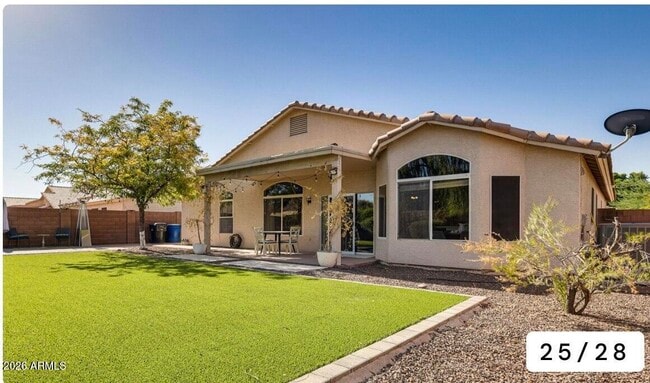 Photo - 686 W Fremont Dr
