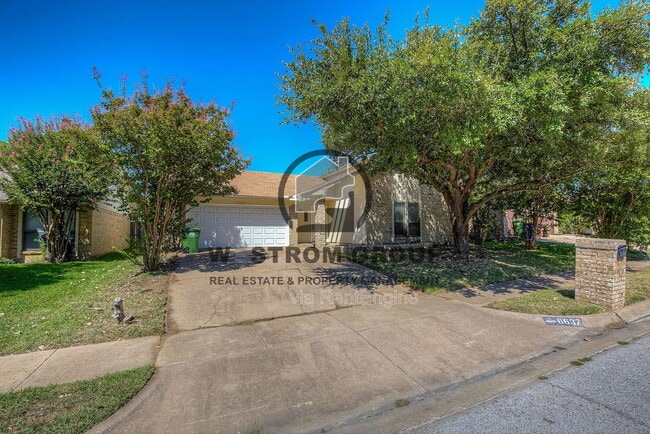 Photo - 6637 Fair Oaks Dr