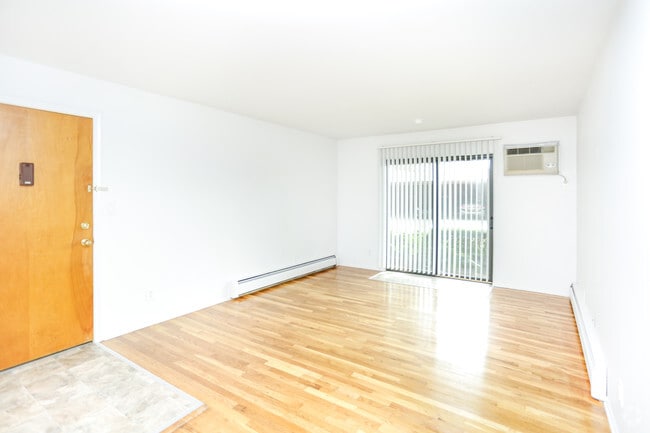 1HAB, 1BA - 670 ft² - Arbor Forest Apartments