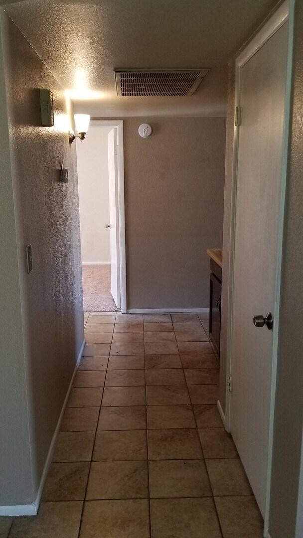 Photo - 1626 W Beaubien Dr