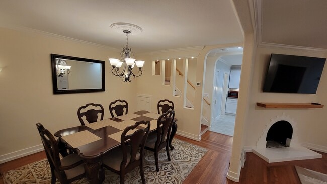 Photo - 1301 Santa Ynez Way