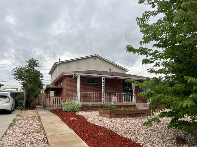 Photo - 2020 S Fox St Unidad C