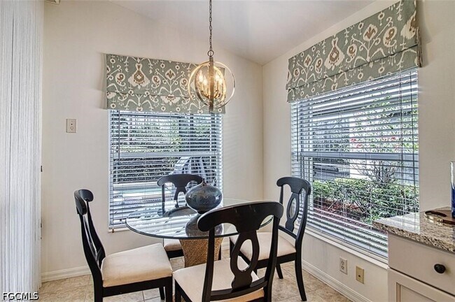 Photo - 10072 Oakhurst Way