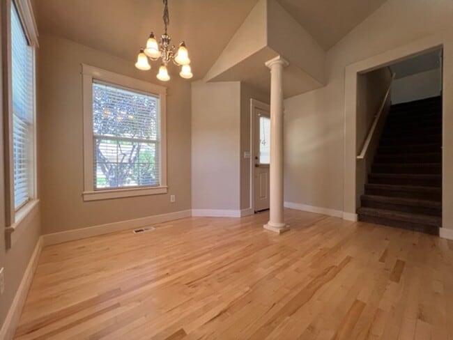 Photo - 5774 Parchment~Gorgeous Bristol Heights Ho...