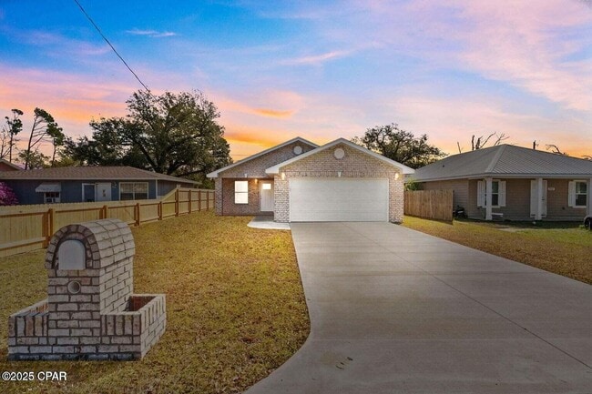 Photo - 711 Kirklin Ave