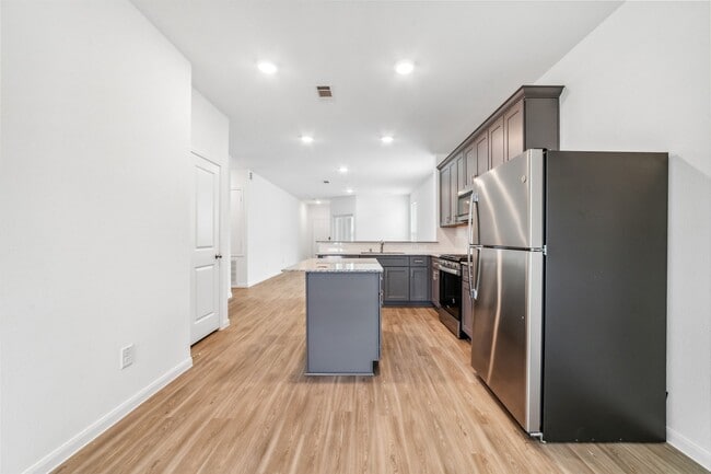 Photo - 17975 Grain Auger Rd