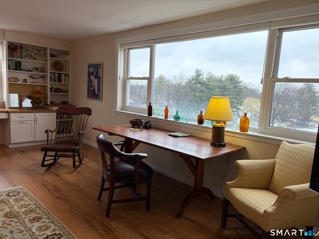 Photo - 893 Farmington Ave Unit APT 5H