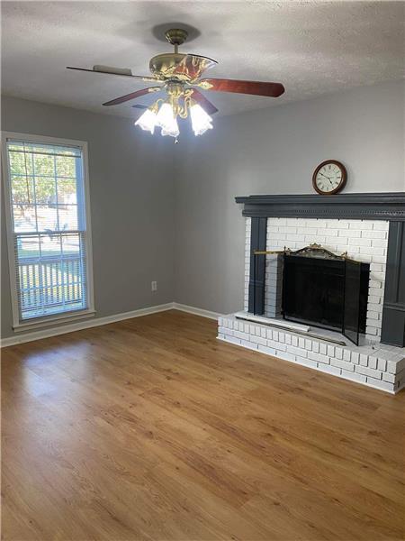 Photo - 1088 Memory Ln