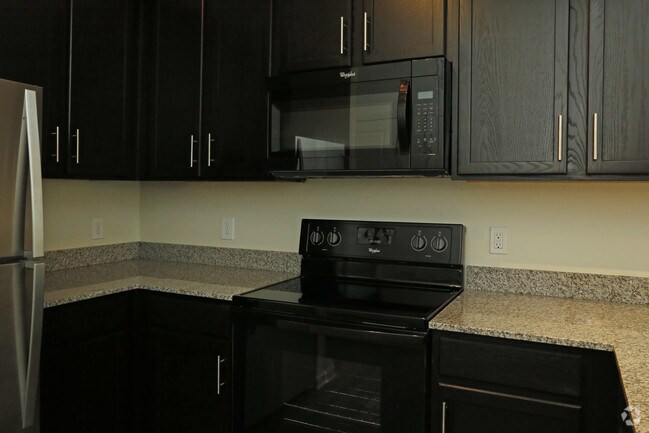 1BR,1BA