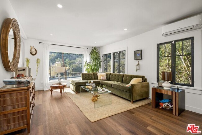 Photo - 2108 Tavern Trail