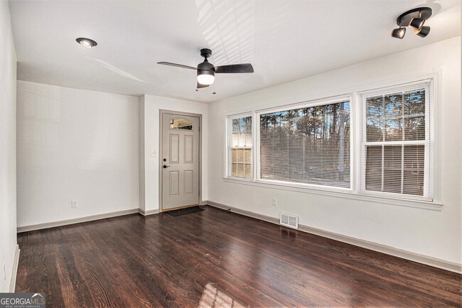 Photo - 2105 Fellowship Rd