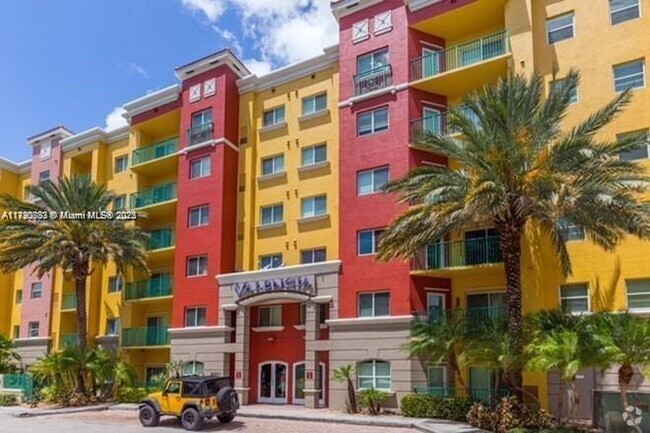 Building Photo - 6001 SW 70th St Unit 420 Rental