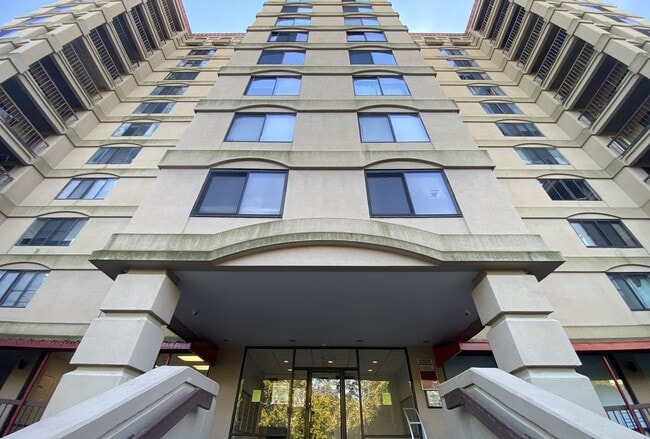 Photo - Five Points / USC Campus