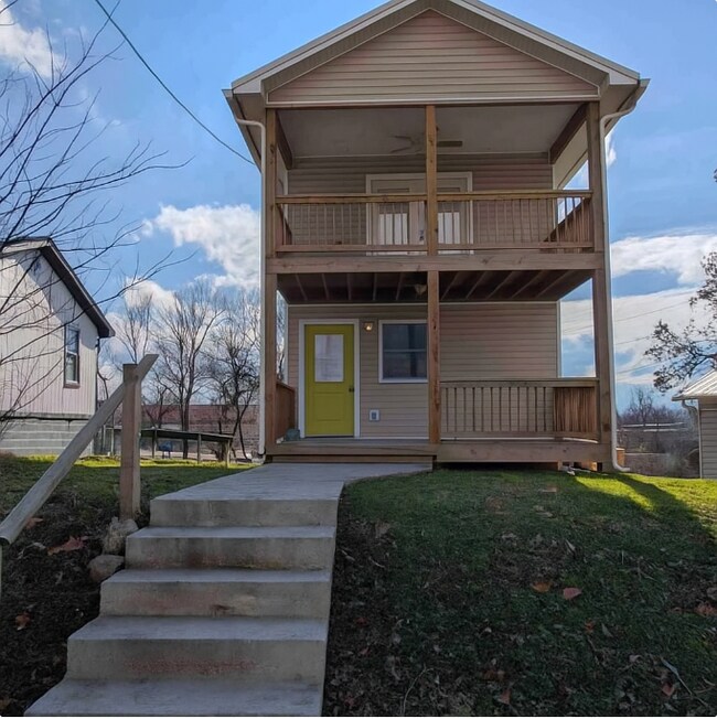 Photo - 2232 Mississippi Ave