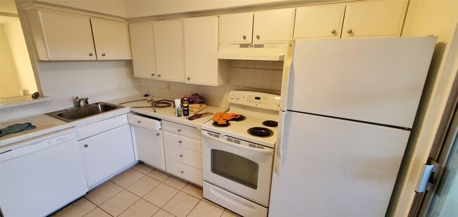 Photo - 1220 Shadowdale Dr Unit 20