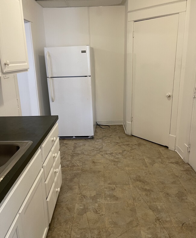 Building Photo - 1404 N 3rd St Unit Zachary