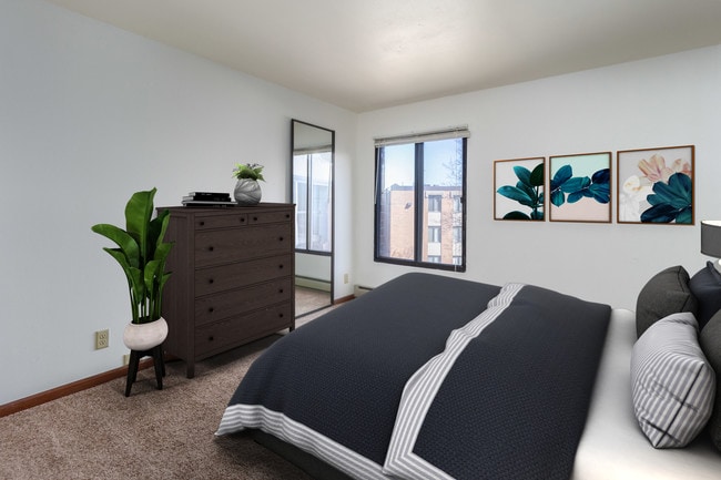 Park Plaza Apartments