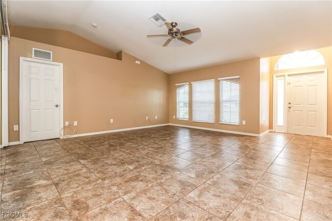 Building Photo - 3016 SW 6th Ave Rental