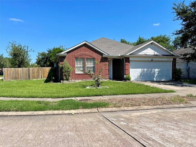 Photo - 2201 Land St