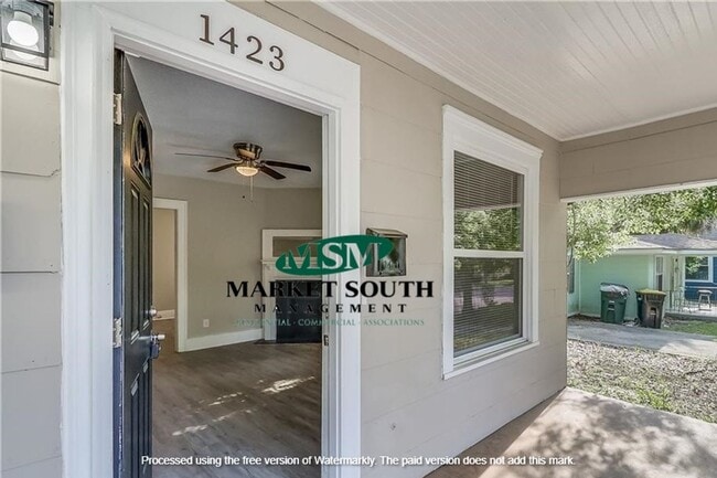 1423 E 33rd St Unit 33 E 1423