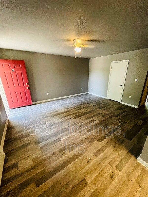 Photo - 318 E Little Creek Rd Unidad B