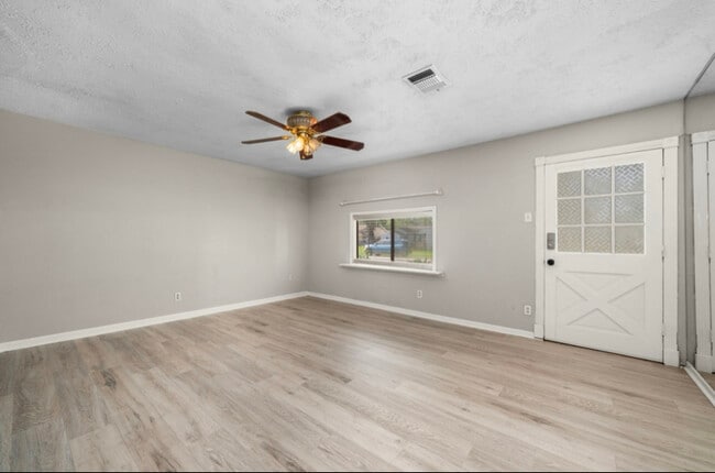 Photo - 7418 Oscar Dr Unidad 1