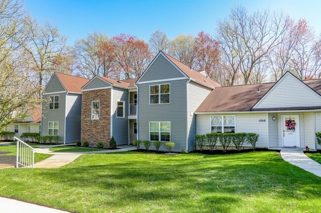 Building Photo - SAGEMORE APARTMENTS