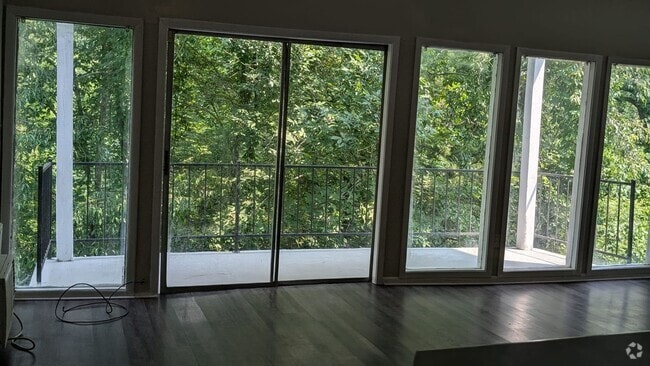 Building Photo - 5250 Aquarius Dr Unit APT 5256