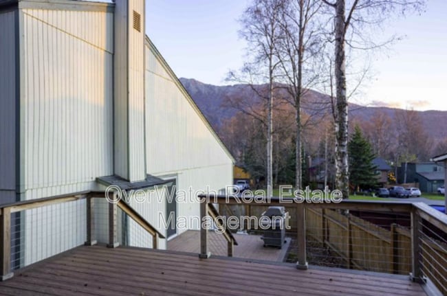 Photo - 19339 Middleton Loop