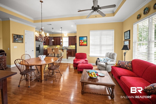 632 Magnolia Cir