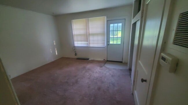 Photo - 13 Riley Manor Cir