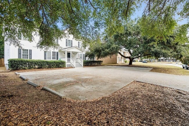 Photo - 6 Commercial Row Unit B