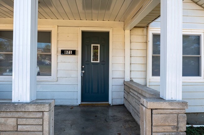 Photo - Remodeled 3 Bedroom 1 Bath home Ready for ...