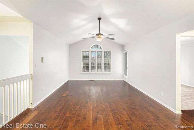 Photo - 44882 Marigold Dr